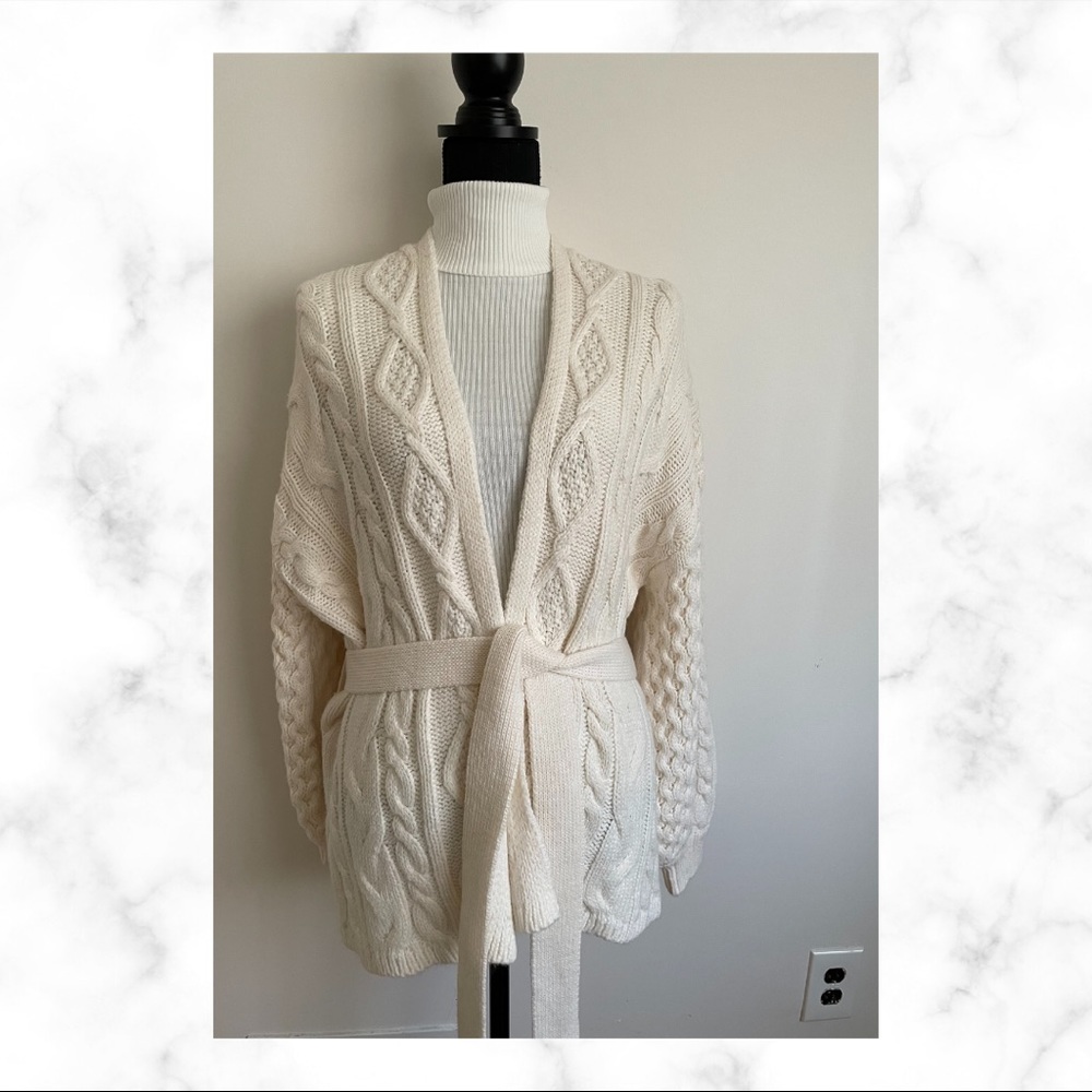 PRIMARK Cream White Belted Sweater. Size Small